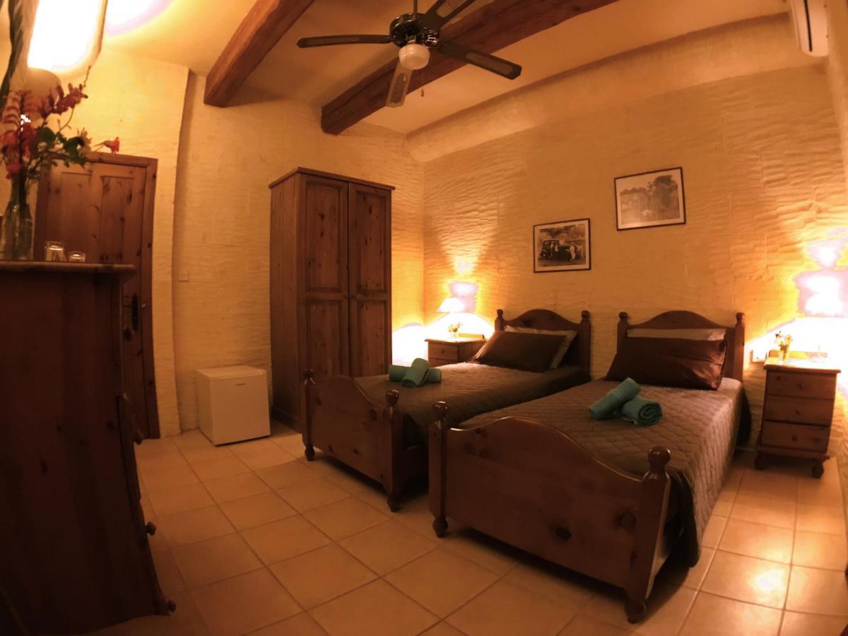 Ad Hoc B&B Il-Pergla Eksteriør billede
