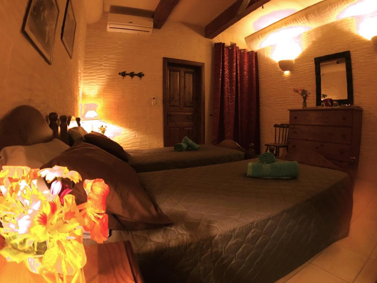 Ad Hoc B&B Il-Pergla Eksteriør billede